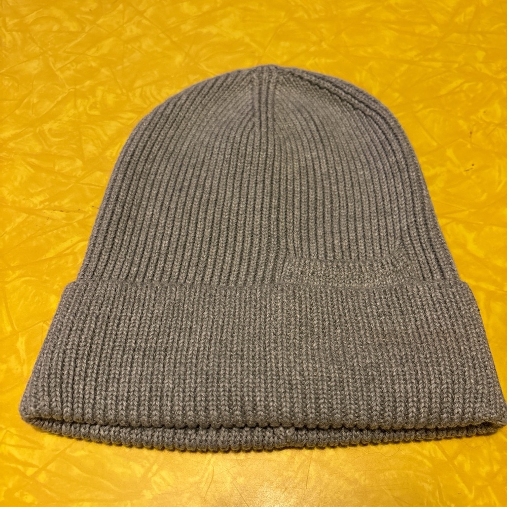 Gray Ribbed Knit Beanie